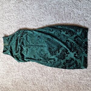 B. darling dark green midi dress